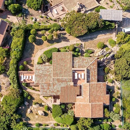 Mit Privatem Garten Und Meerblick Casa vacanze Costa Paradiso